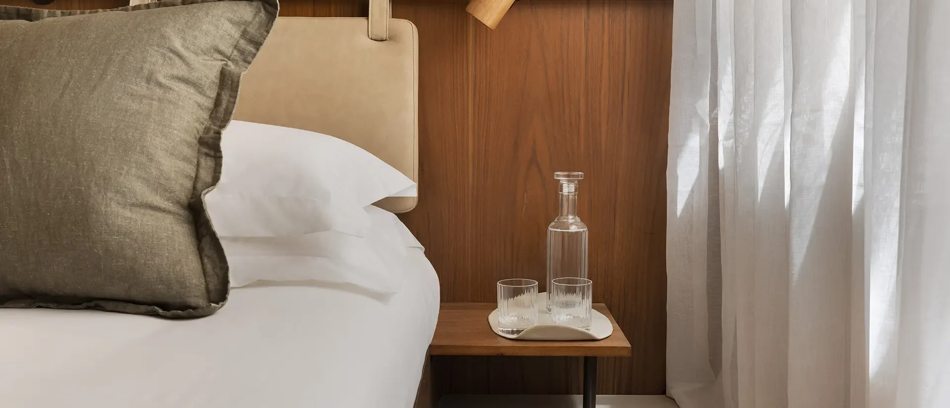 RoomsTop